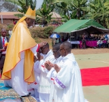 CEREMONIES D’ORDINATION ET DE COLLATION DES MINISTERES EN PAROISSE MURORE DU DIOCESE CATHOLIQUE DE MUYINGA