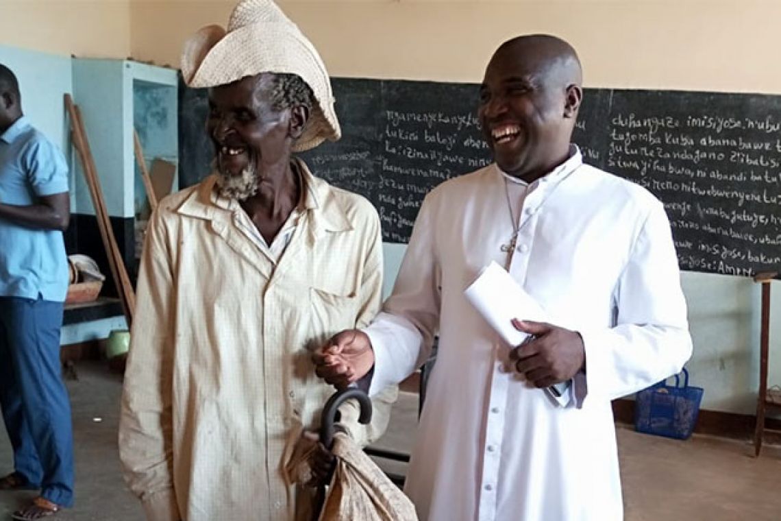 CELEBRATION DE LA JOURNEE MONDIALE DEDIEE AUX PAUVRES A LA PAROISSE KABURANTWA