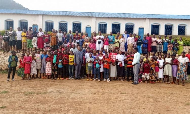 CLOTURE DU FORUM DES JEUNES DE LA PAROISSE MABAYI