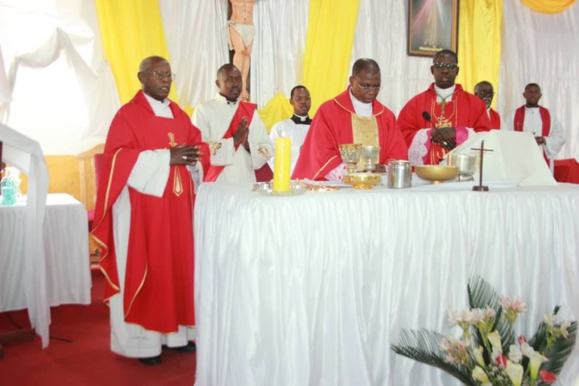 LE NONCE APOSTOLIQUE AU BURUNDI A BIEN CONCLU SA VISITE CANONIQUE DANS LE DIOCESE DE BUBANZA