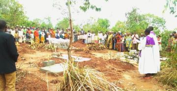 COMMEMORATION DE TOUS LES FIDELES DEFUNTS DANS LA PAROISSE KIBAGO