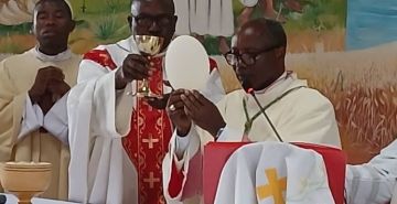 OUVERTURE DE L'ANNEE JUBILAIRE 2025 A LA CATHEDRALE DE RUYIGI