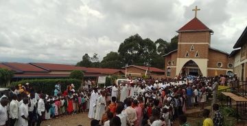 CEREMONIES D’OUVERTUTE DU JUBILE DE 2025 ANS DE L’EGLISE UNIVERSELLE A RUTANA