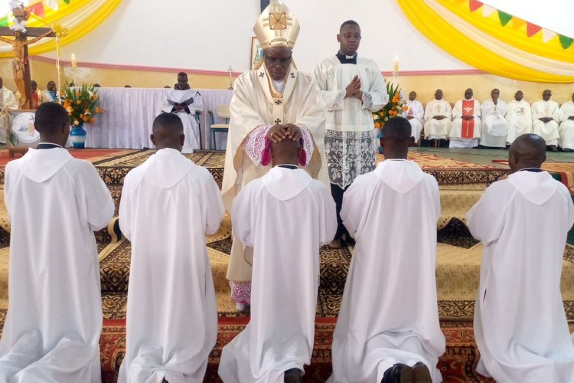 CELEBRATION DE LA PRESENTATION DU SEIGNEUR AU TEMPLE ET DU JUBILE DES CONSACRES