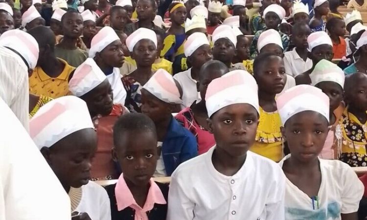 DIMANCHE DE LA  PAROLE DE DIEU  ET CLOTURE DU JUBILE DE L'ENFANCE MISSIONNAIRE  A MUYANGE