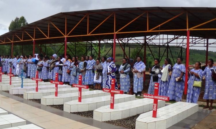 DES PELERINS TANZANIENS AU SANCTURAIRE DES MARTYRS DE LA FRATERNITE DE BUTA