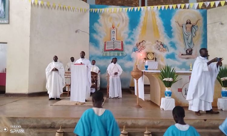 QUAND L'ENFANCE MISSIONAIRE DE LA PAROISSE KIGUHU CELEBRE SON JUBILE D’OR