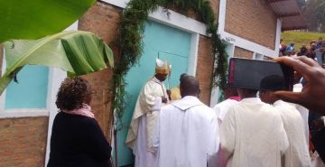 BENEDICTION DE DEUX SUCCURSALES DE LA PAROISSE MUGAMBA