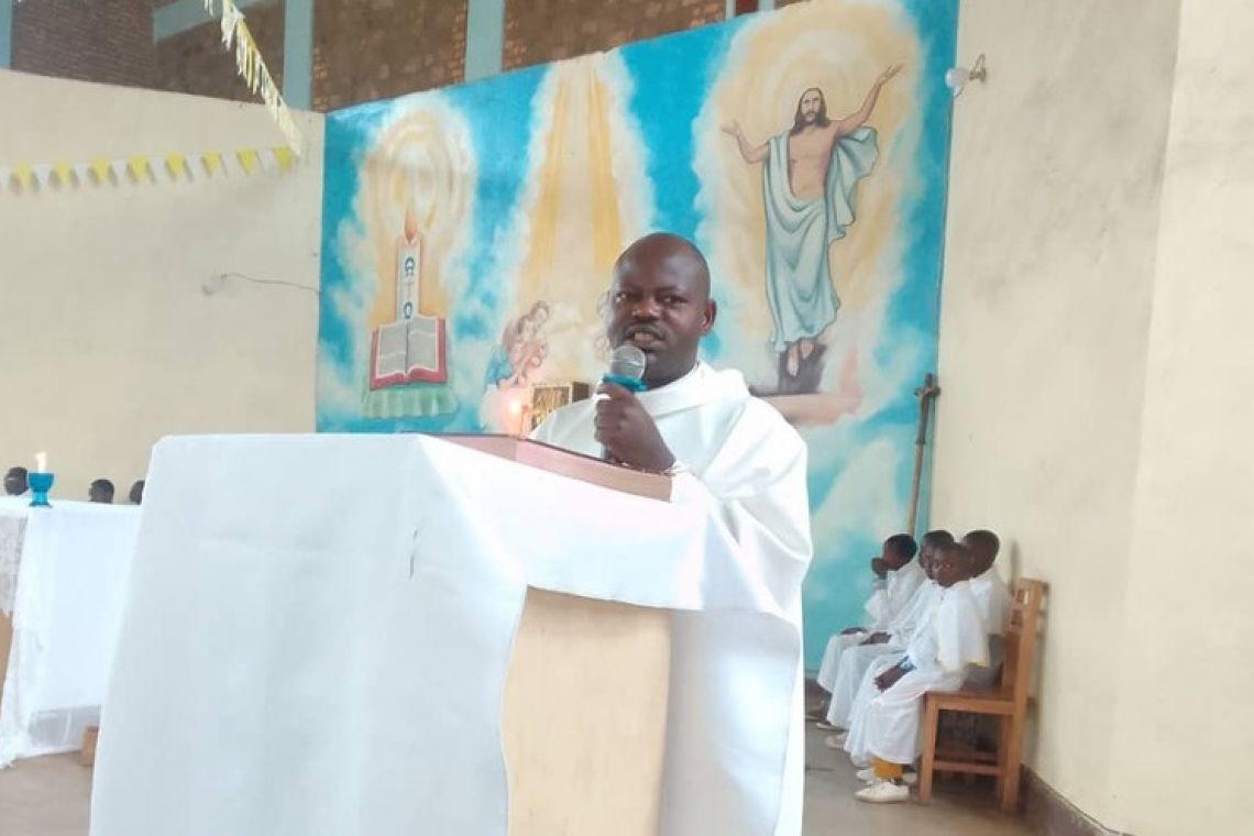 CELEBRATION DU SAINT SACREMENT A KIGUHU