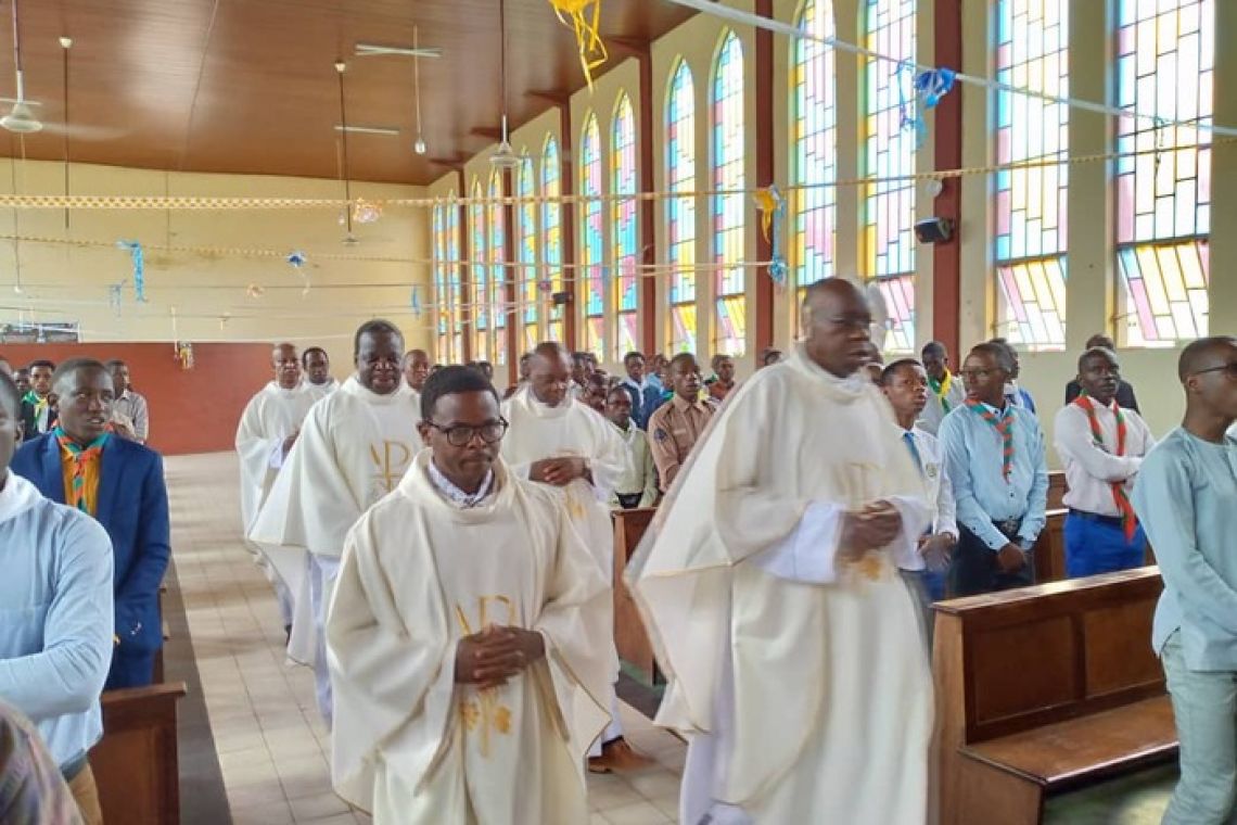 CLOTURE DES ACTIVITES DES  M.A.C. ET DES G.S. AU GRAND SEMINAINRE DE BUJUMBURA