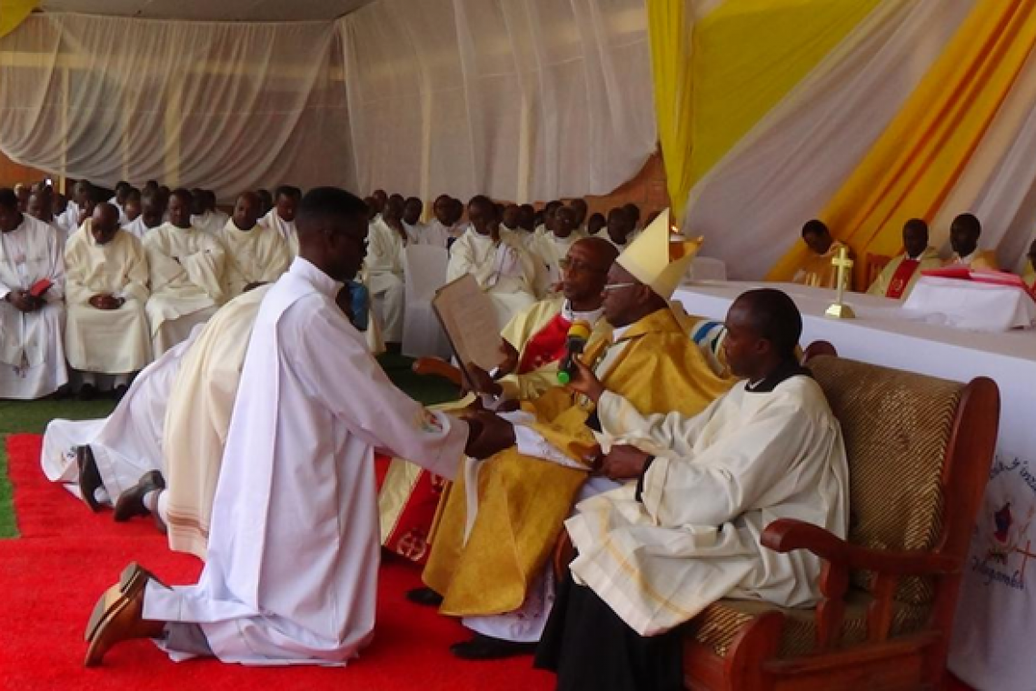 BURURI: LES ORDINANDS INVITES A ETRE DES PASTEURS SELON LE COEUR DU CHRIST