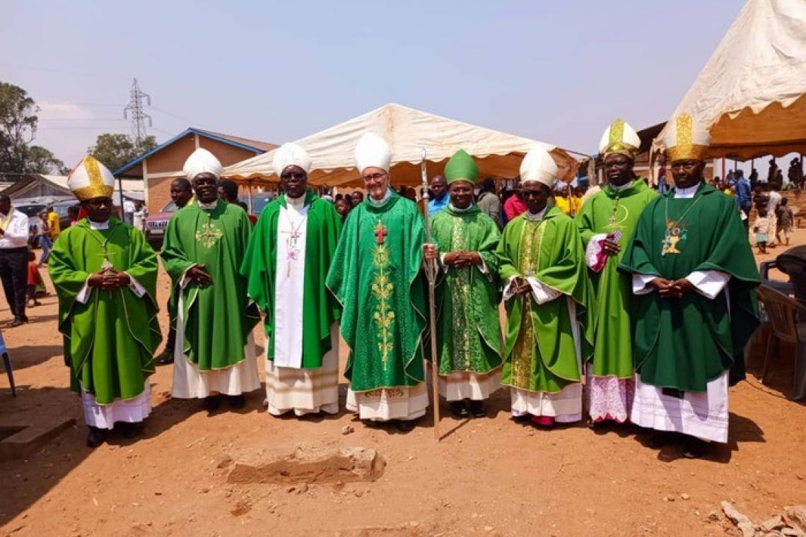 LE VATICAN PROCHE DES RÉFUGIÉS DE CISHEMERE