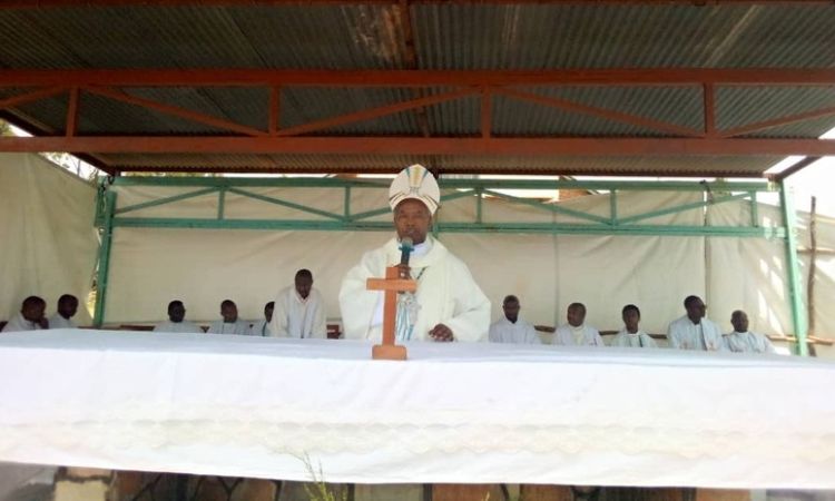 OCTOBRE, MOIS DE LA MISSION ET DU ROSAIRE