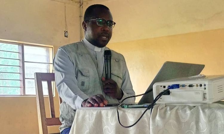 LES DIRECTEURS DES ECOLES SOUS CONVENTION CATHOLIQUE S'APPROPRIENT DE L'ACCORD SPECIFIQUE ENTRE L'ÉTAT DU BURUNDI ET LA CECAB