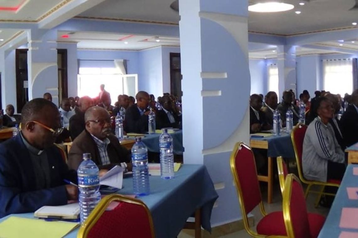 UN ATELIER DE FORMATION DE BASE SUR LES FILETS SOCIAUX A BURURI