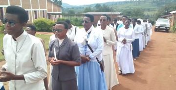 BURURI : LA PAROISSE KIRYAMA CELEBRE AVEC FERVEUR LA 30ᵉ JOURNEE MONDIALE DE LA VIE CONSACREE