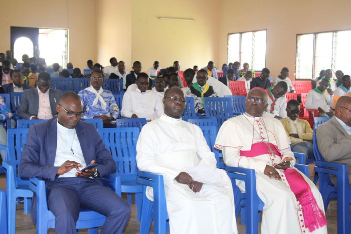 CLOTURE DES ACTIVITES DES  M.A.C. ET DES G.S. AU GRAND SEMINAIRE JEAN-PAUL II DE  GITEGA