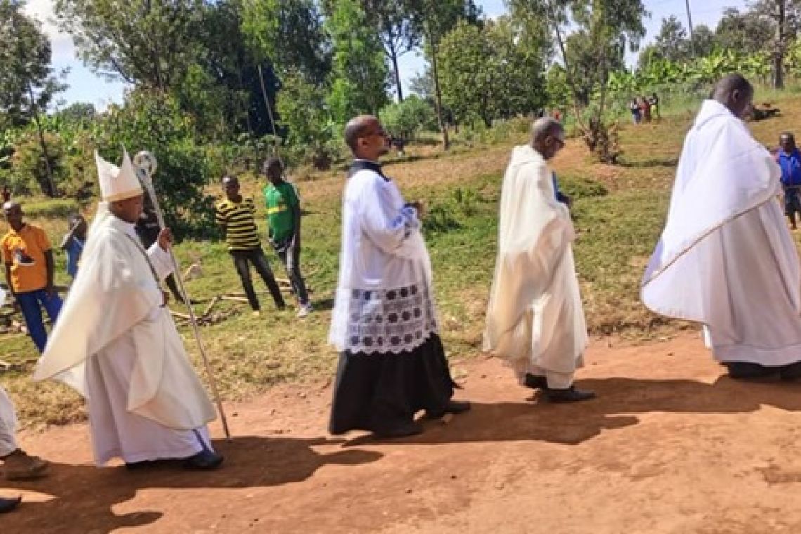 CELEBRATION DE LA SOLENNITE DU SACRE CŒUR DE JESUS A LA PAROISSE KAYOVE