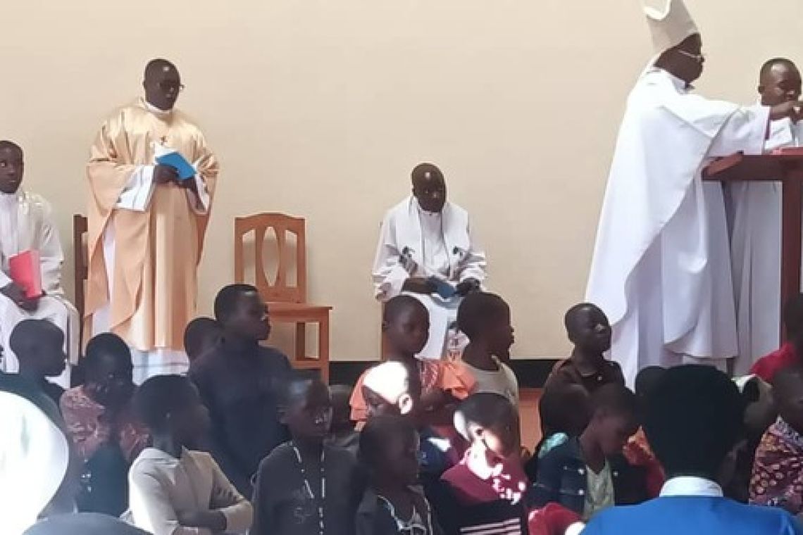 CONSECRATION DE L’EGLISE DE MUYANGE
